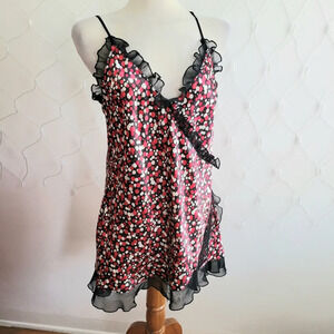 Sensara Nightgown / Black, Red & White / Size Large